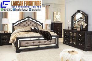 Set Kamar Tempat Tidur Mewah Klasik