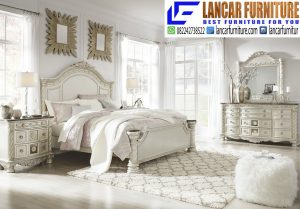 Tempat Tidur klasik mewah