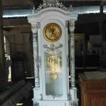 Jam Hias Putih Mewah