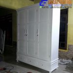 Lemari Pakaian Pintu 3 Simpel